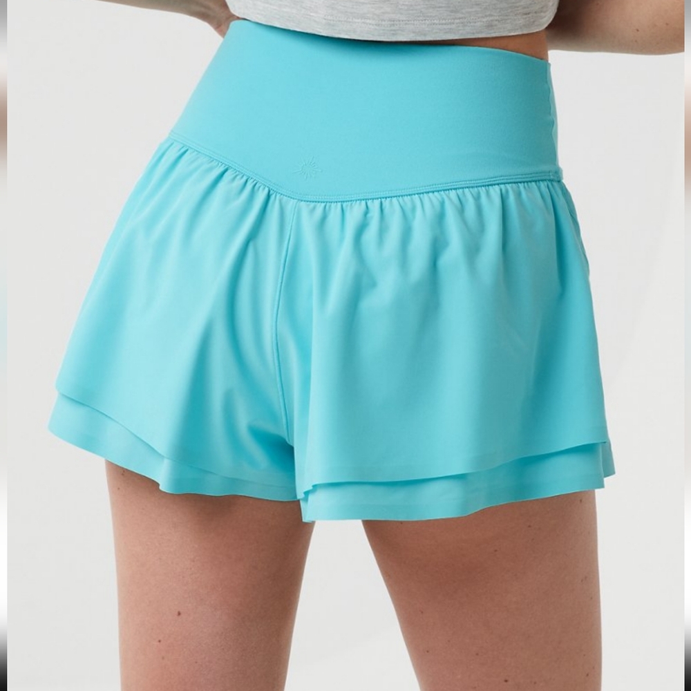 XS: Aerie Ruched Flowy Stretch Shorts - Picture 2 of 7